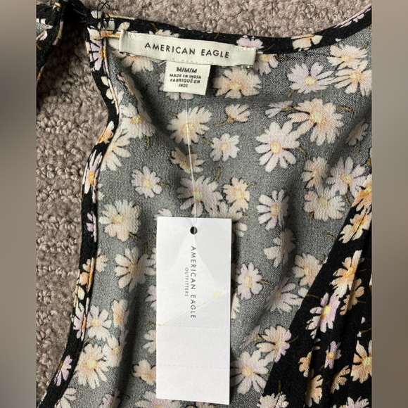 NWT American Eagle Daisy Romper - Picture 6 of 7